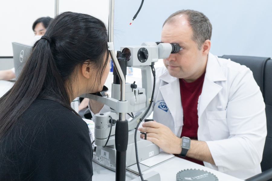 Top 3 bệnh lý về mắt thường gặp sau tuổi 40