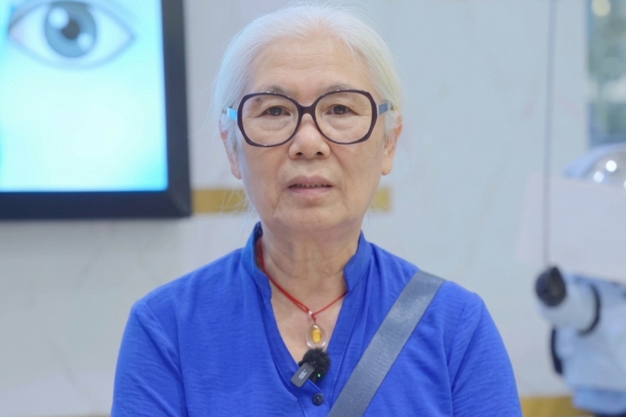 Nhìn xa không rõ, nhìn gần cũng mờ: U80 đạt thị lực 10/10 sau phẫu thuật đục thủy tinh thể