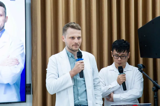 Xu hướng phát triển và kết quả ứng dụng công nghệ mới nhất trong nhãn khoa thế giới