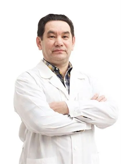 Tiến sĩ - Bác sĩ Boris Fattakhov Temanovich